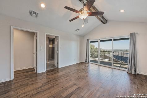 21 Royal Crest New Braunfels TX 78130