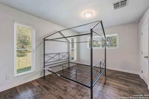 21 Royal Crest New Braunfels TX 78130