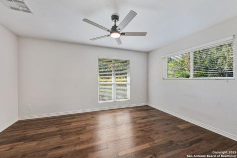 21 Royal Crest New Braunfels TX 78130