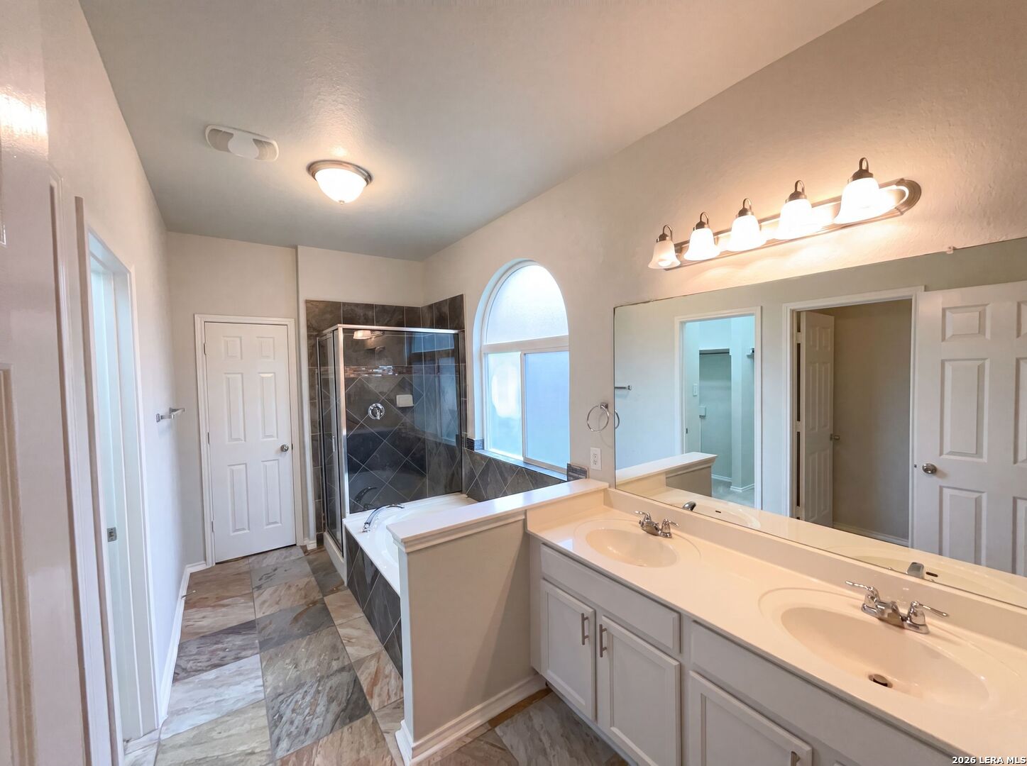 207 Redbird Circle San Antonio TX 78253