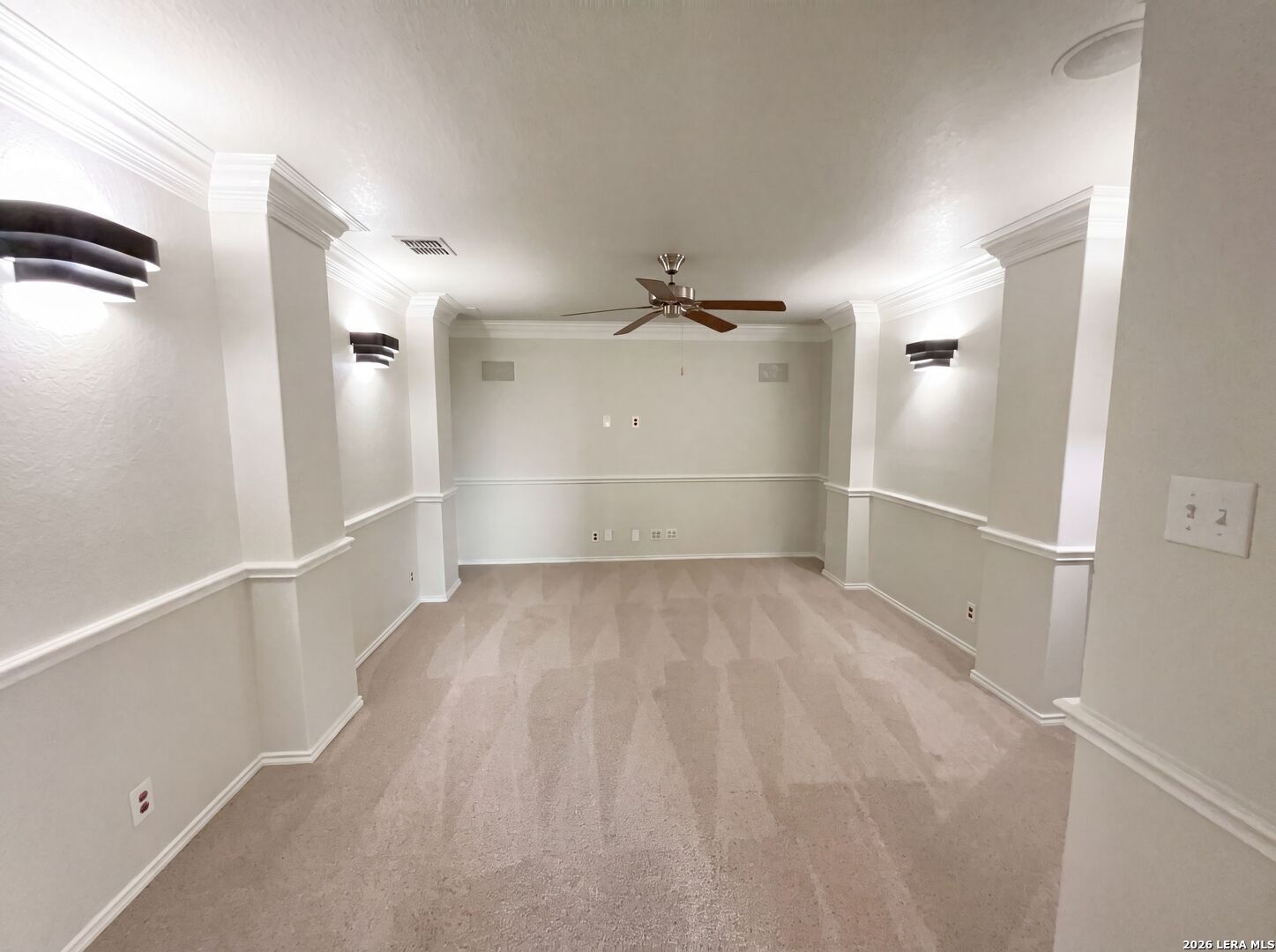 207 Redbird Circle San Antonio TX 78253