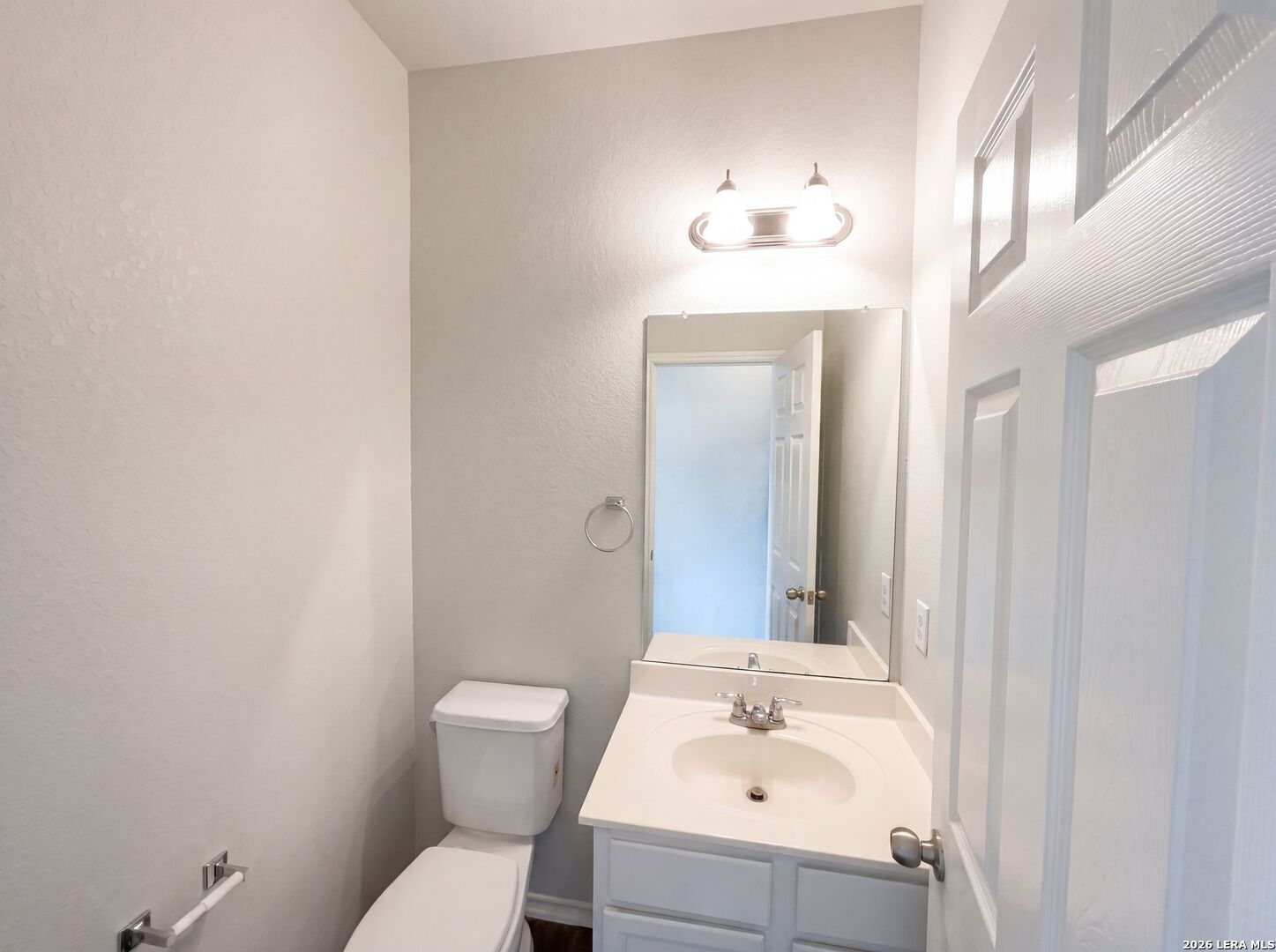 207 Redbird Circle San Antonio TX 78253