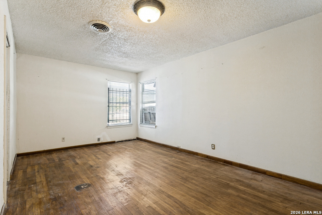 247 Edna San Antonio TX 78220