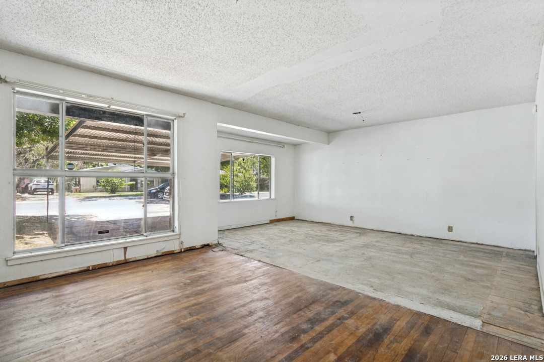 247 Edna San Antonio TX 78220