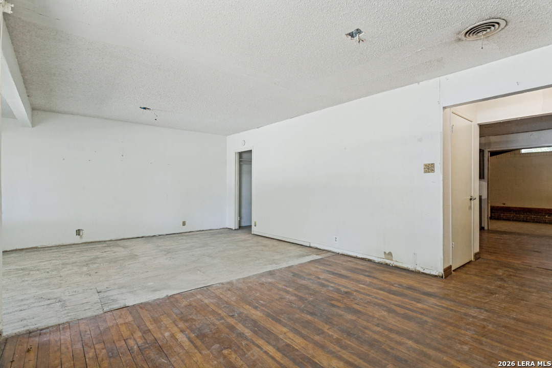 247 Edna San Antonio TX 78220