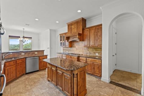 623 Sentry Hill San Antonio TX 78260