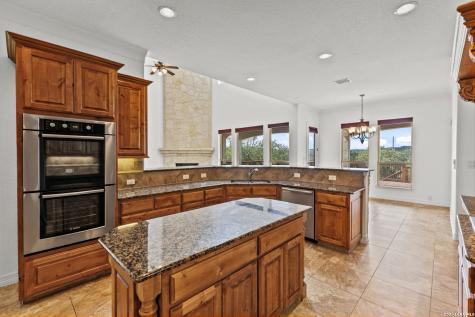 623 Sentry Hill San Antonio TX 78260