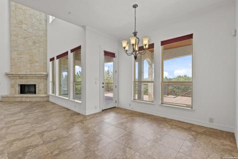 623 Sentry Hill San Antonio TX 78260