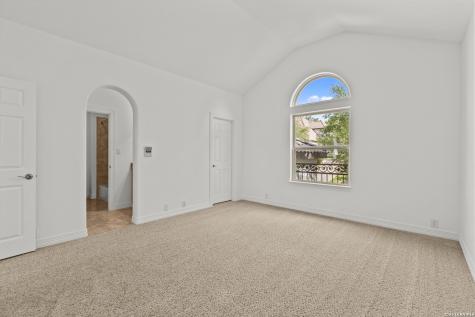623 Sentry Hill San Antonio TX 78260