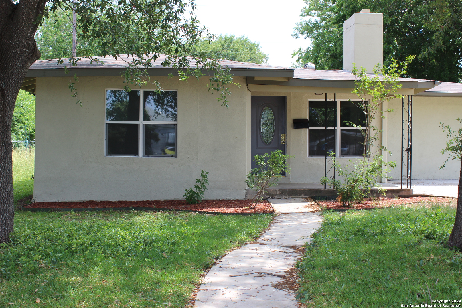 2626 W Mistletoe Avenue San Antonio TX 78228
