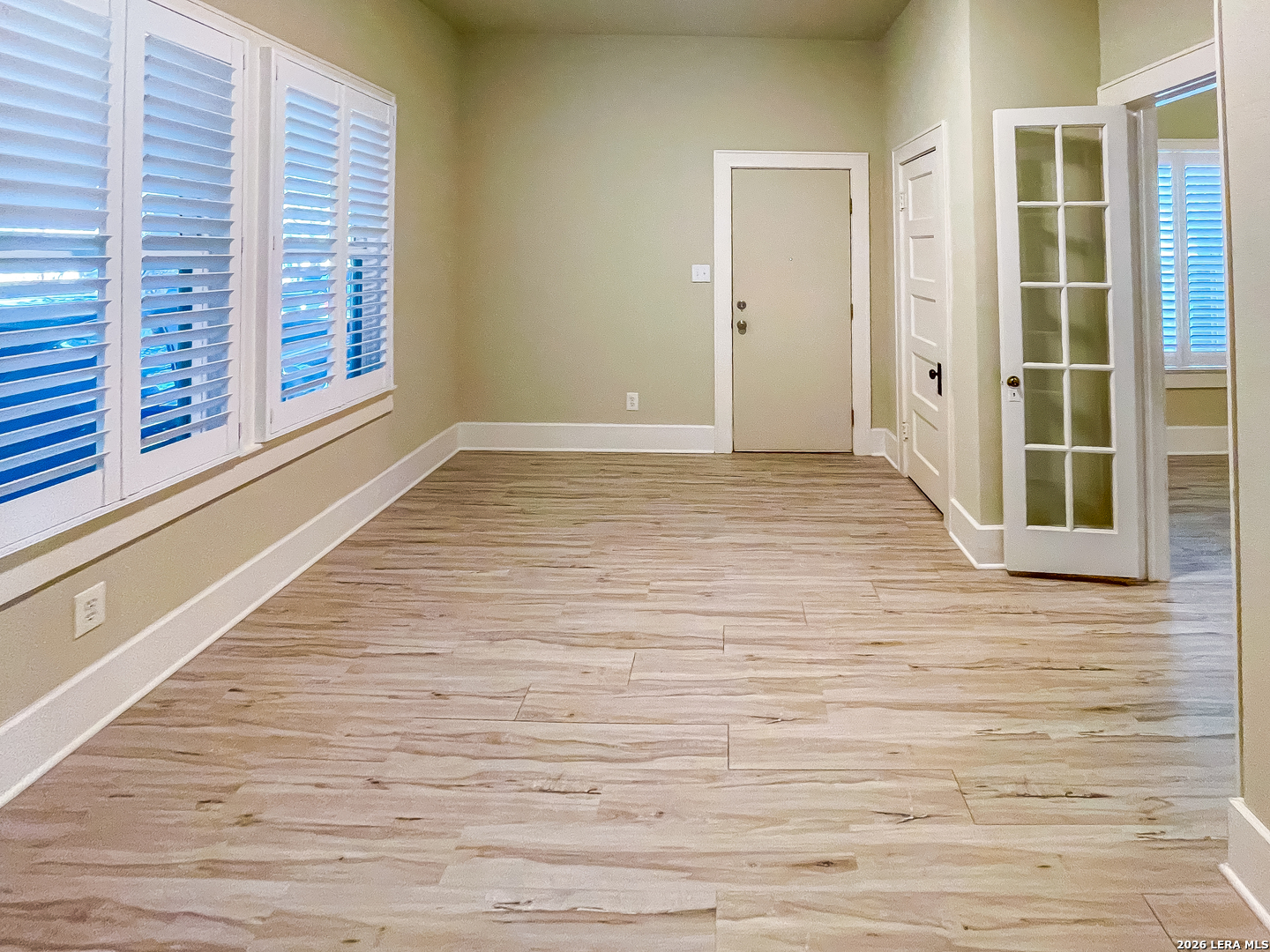 423 S 6th Kenedy TX 78119