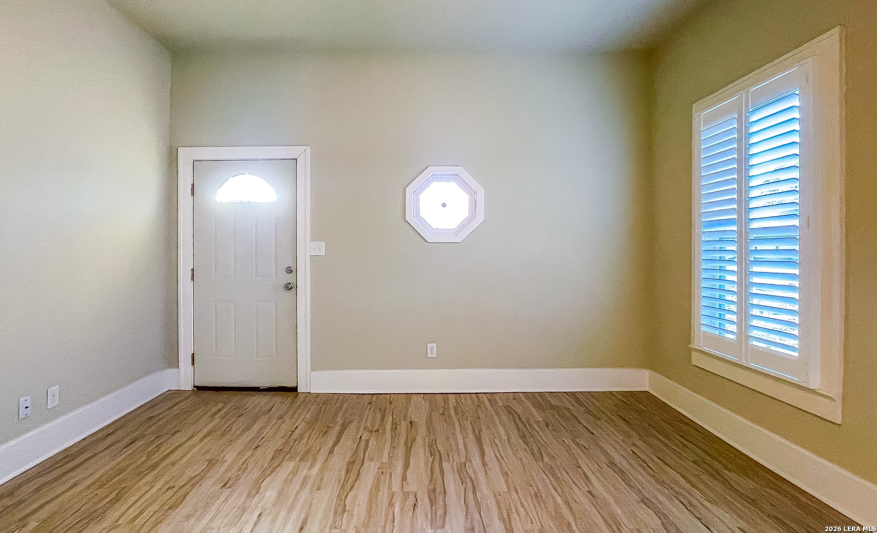 423 S 6th Kenedy TX 78119