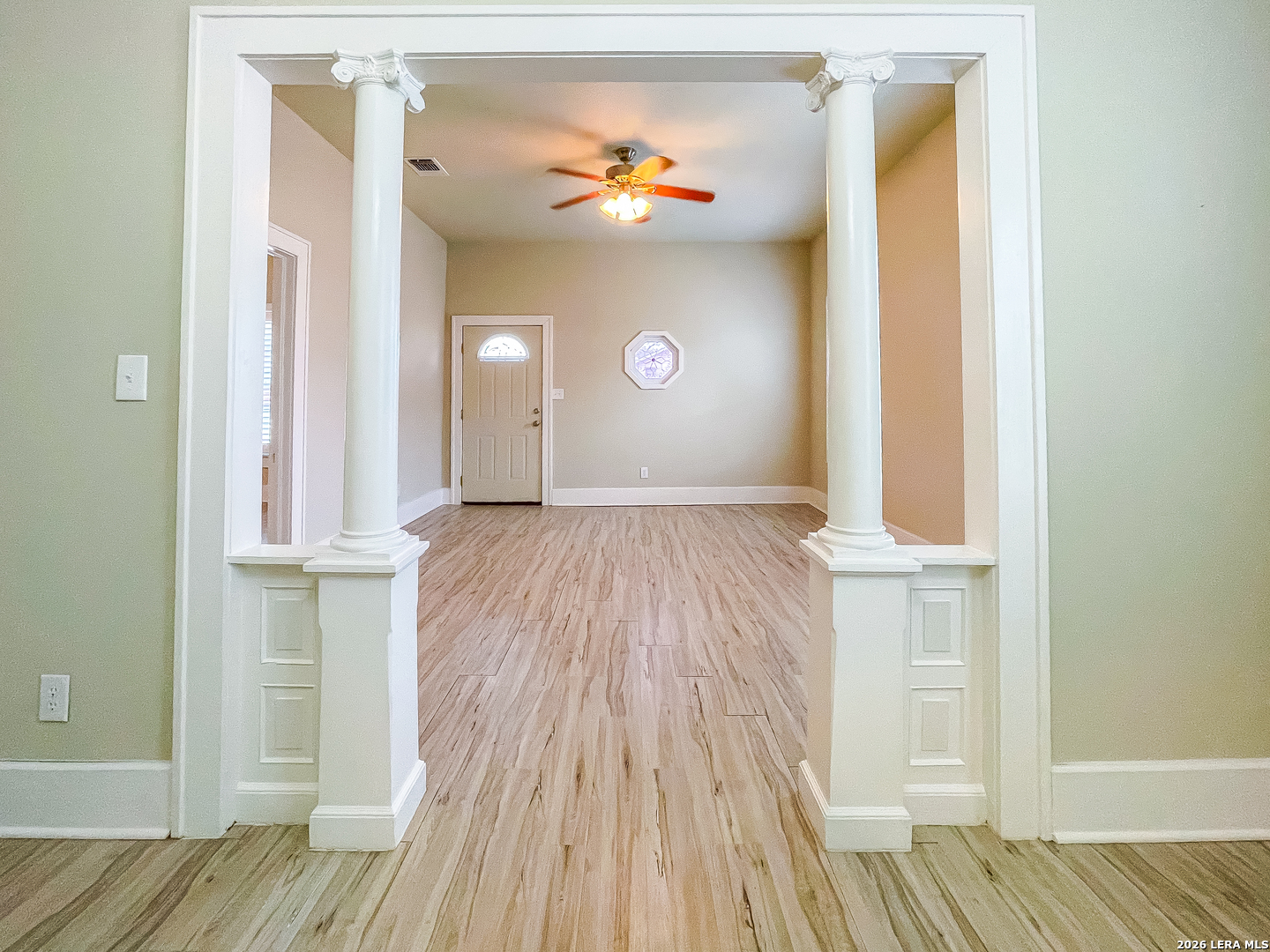 423 S 6th Kenedy TX 78119