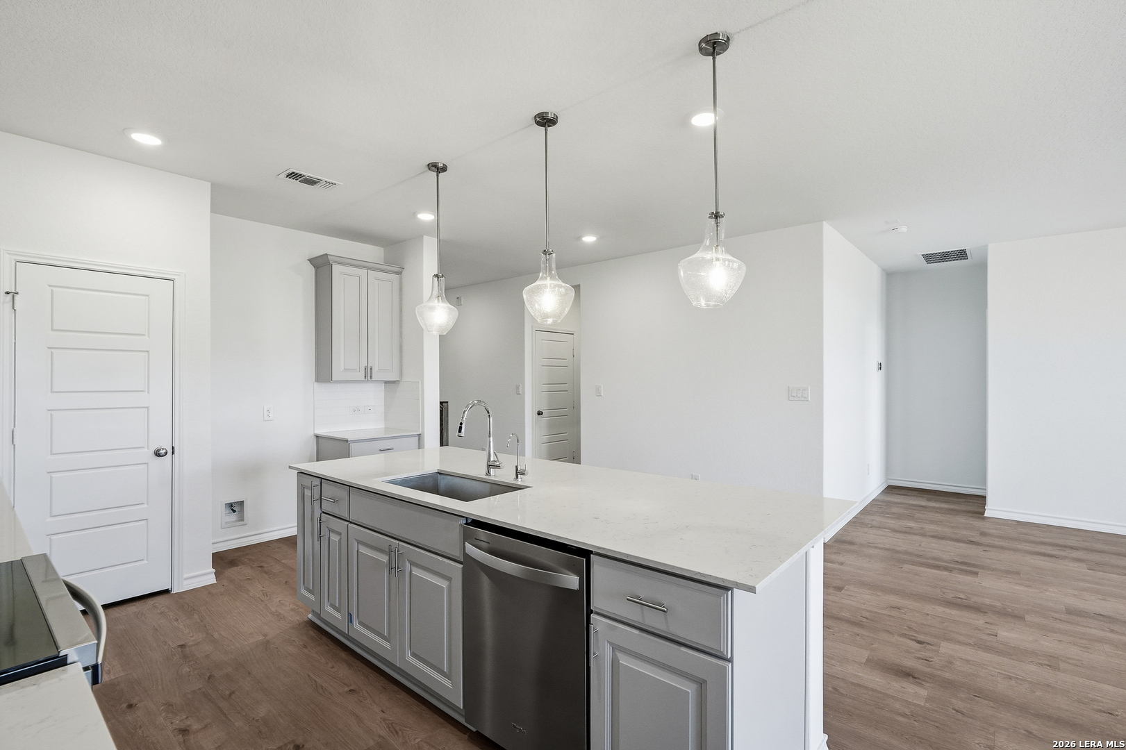 522 Nightingale Avenue Marion TX 78124