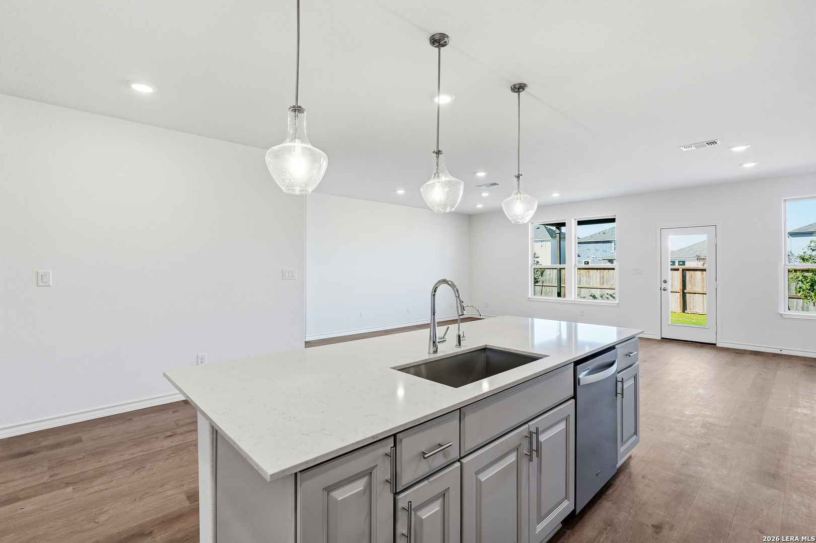 522 Nightingale Avenue Marion TX 78124