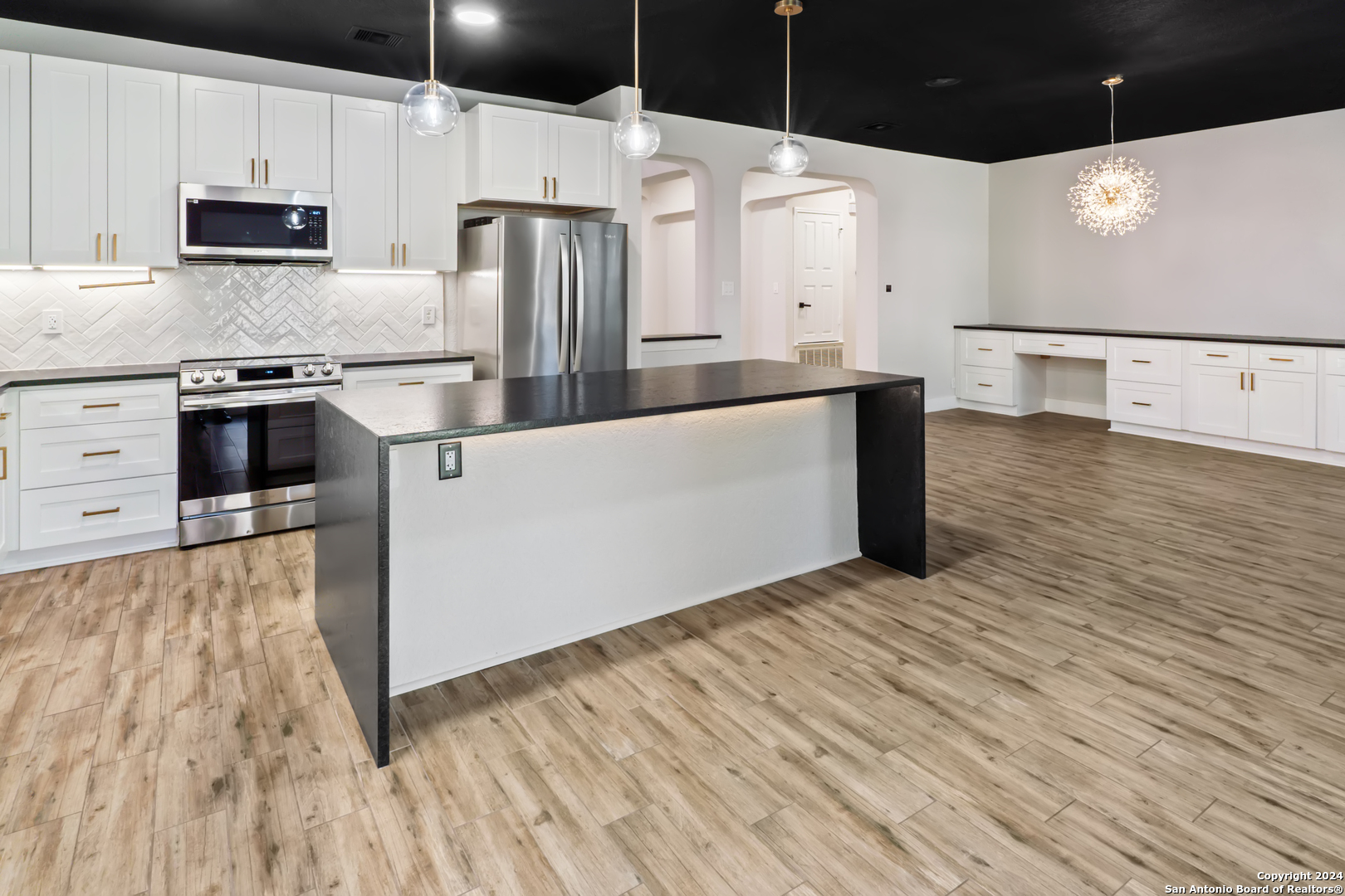 24423 Elise Falls San Antonio TX 78255