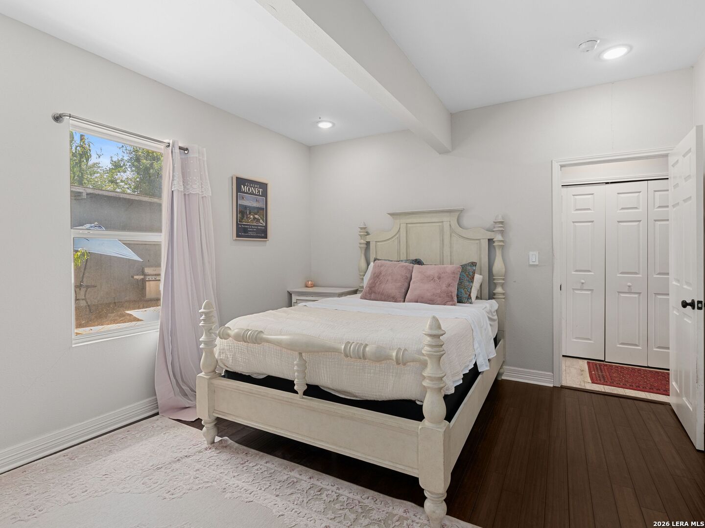 1122 W Craig Place San Antonio TX 78201
