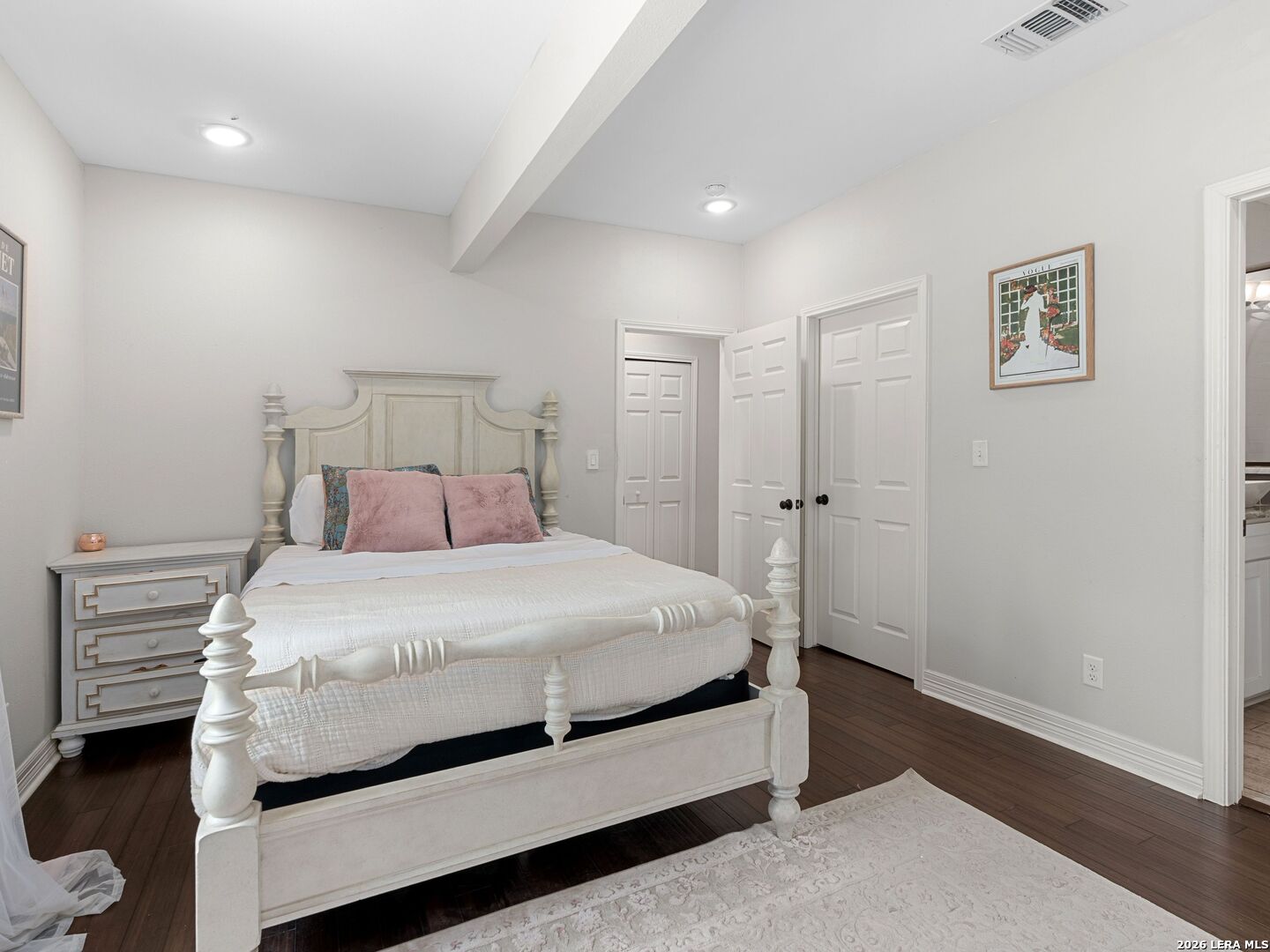 1122 W Craig Place San Antonio TX 78201