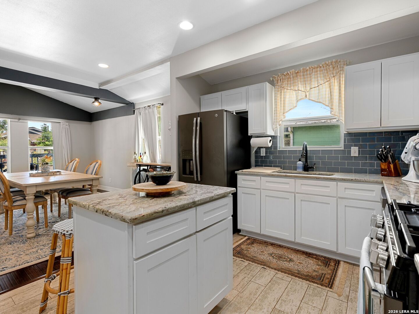 1122 W Craig Place San Antonio TX 78201