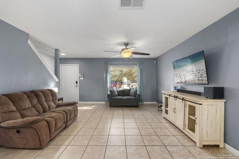 3315 Glacier Lake San Antonio TX 78222