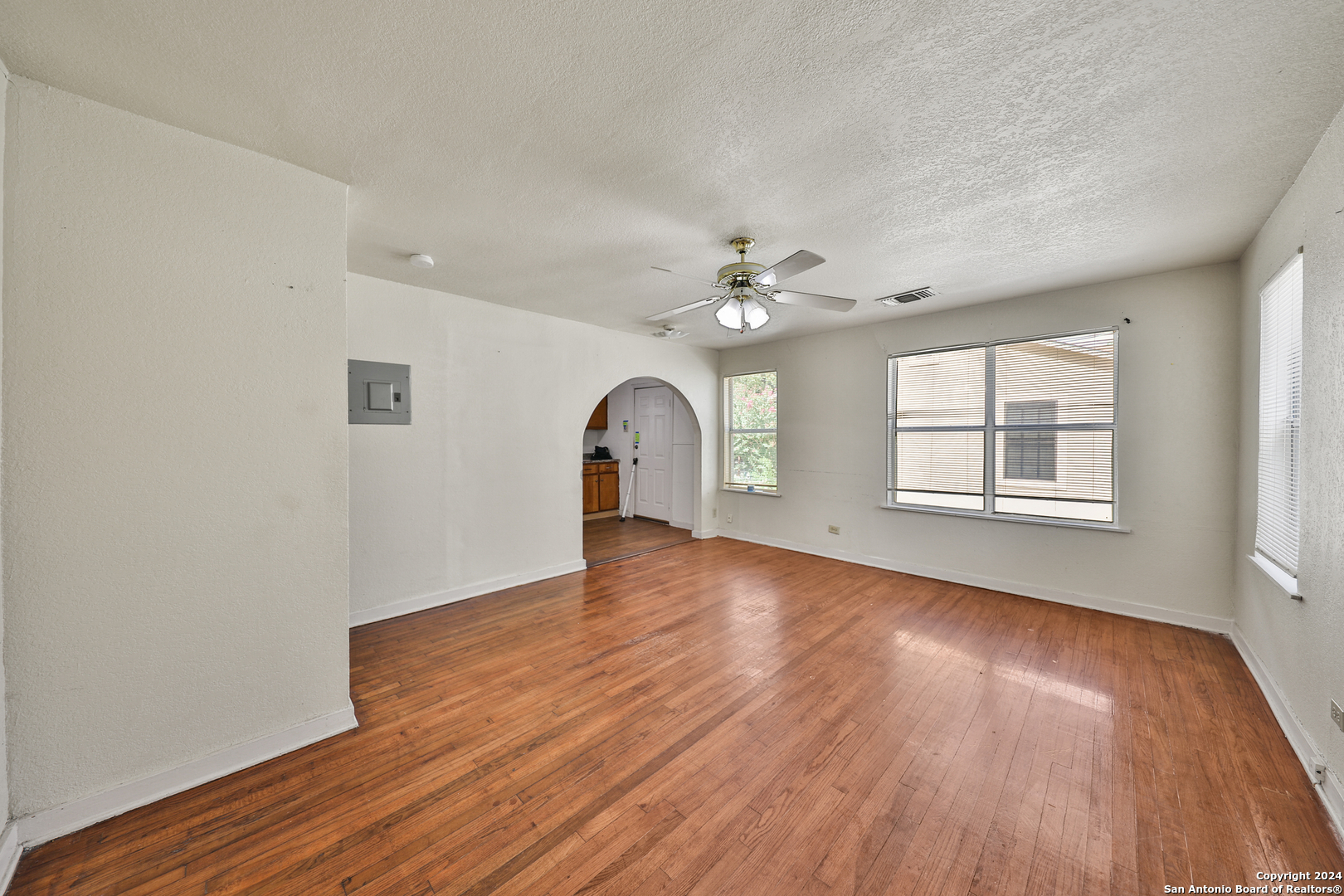 406 Gardina San Antonio TX 78201