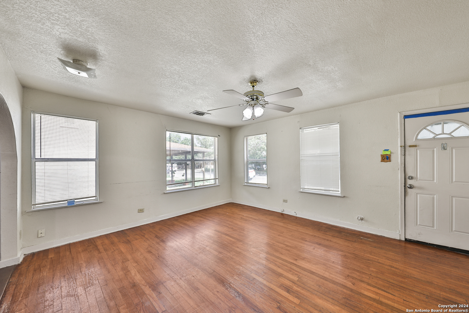 406 Gardina San Antonio TX 78201