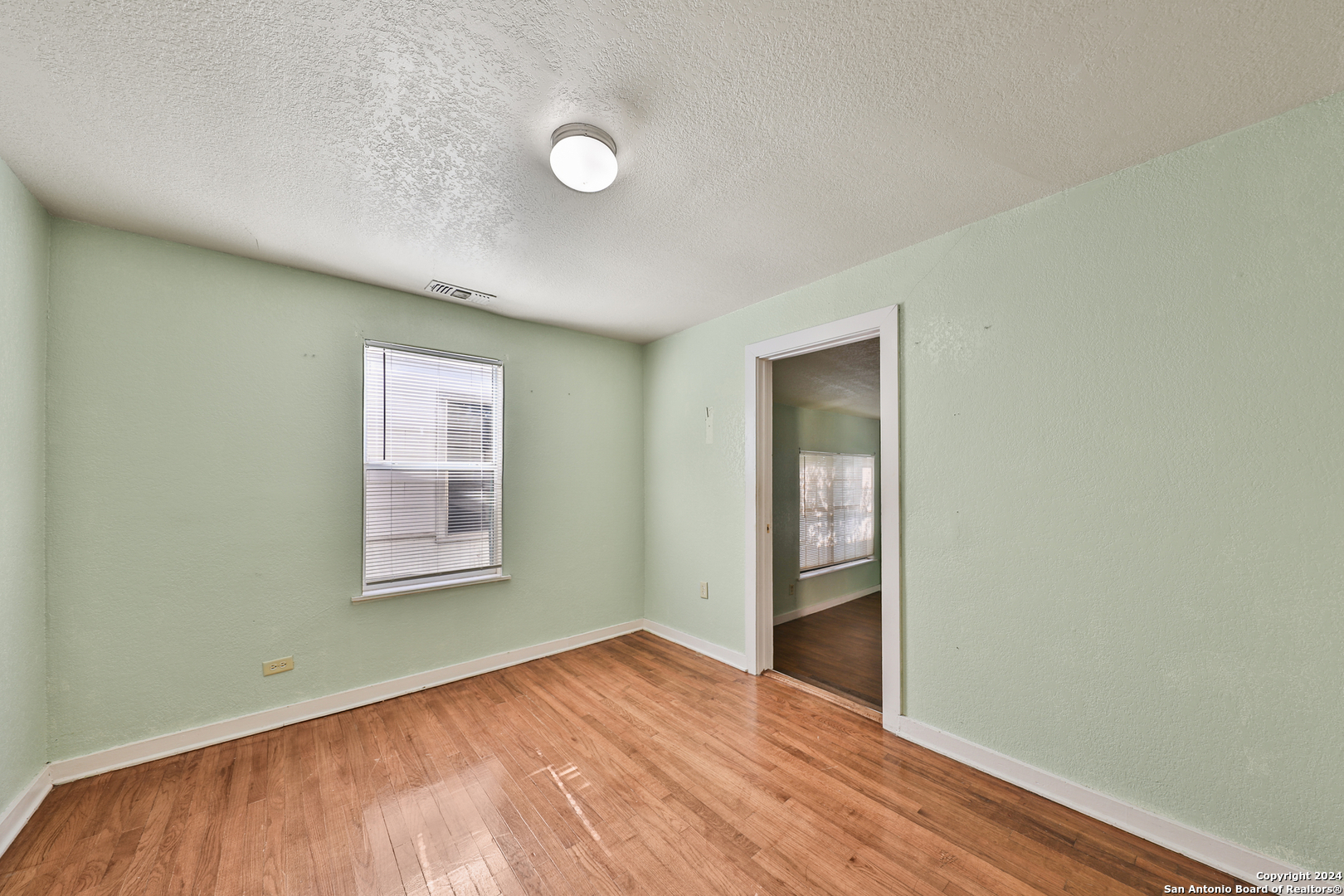 406 Gardina San Antonio TX 78201