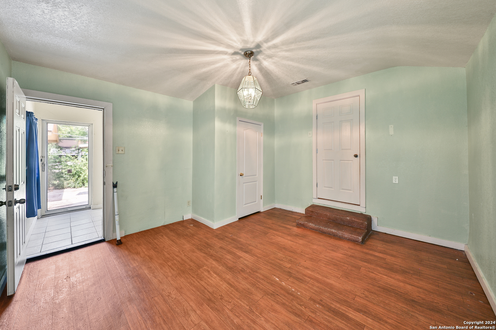 406 Gardina San Antonio TX 78201