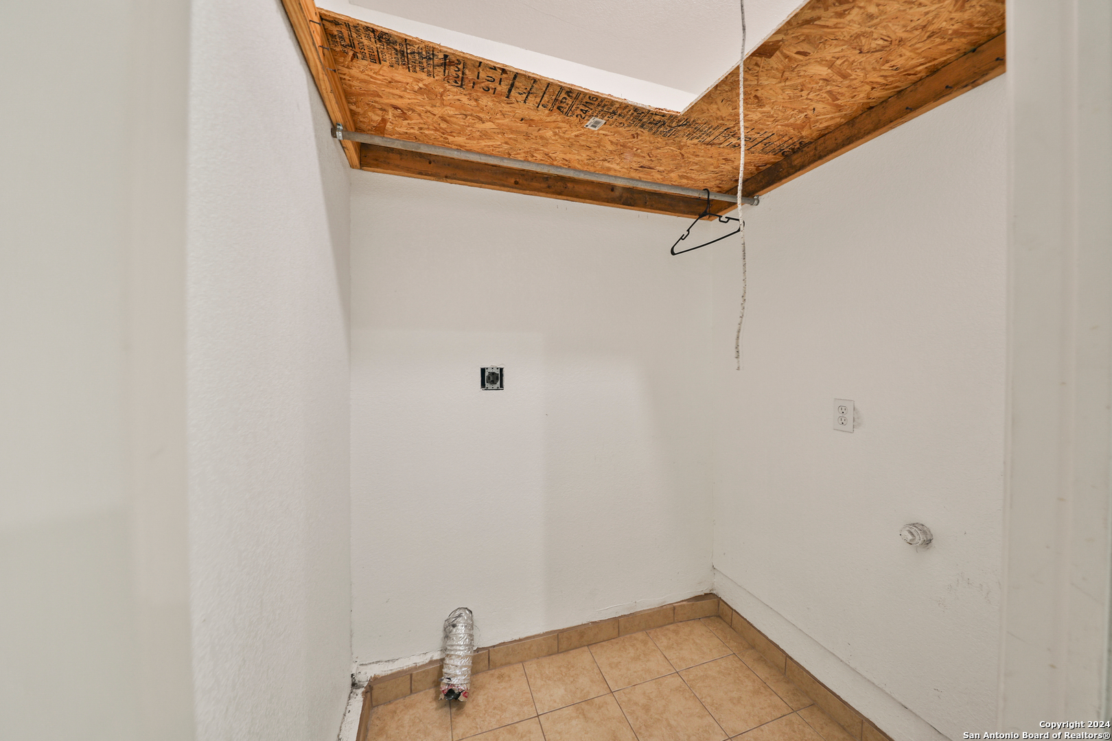 406 Gardina San Antonio TX 78201