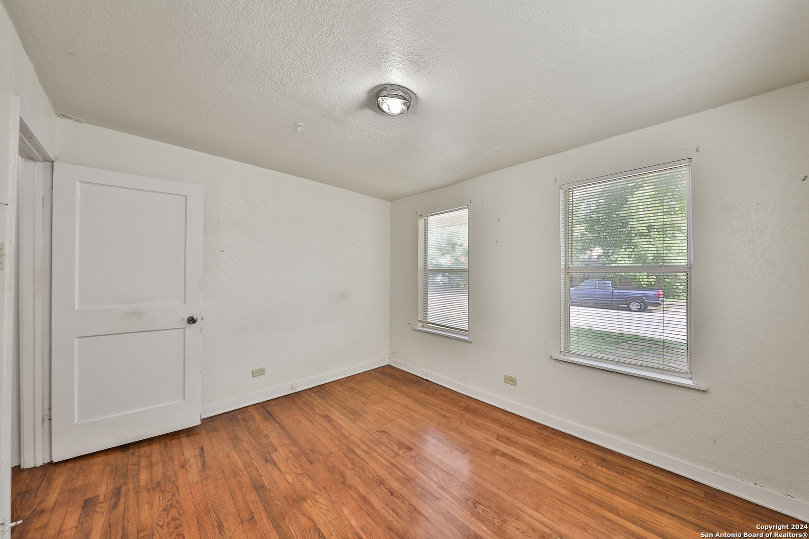 406 Gardina San Antonio TX 78201