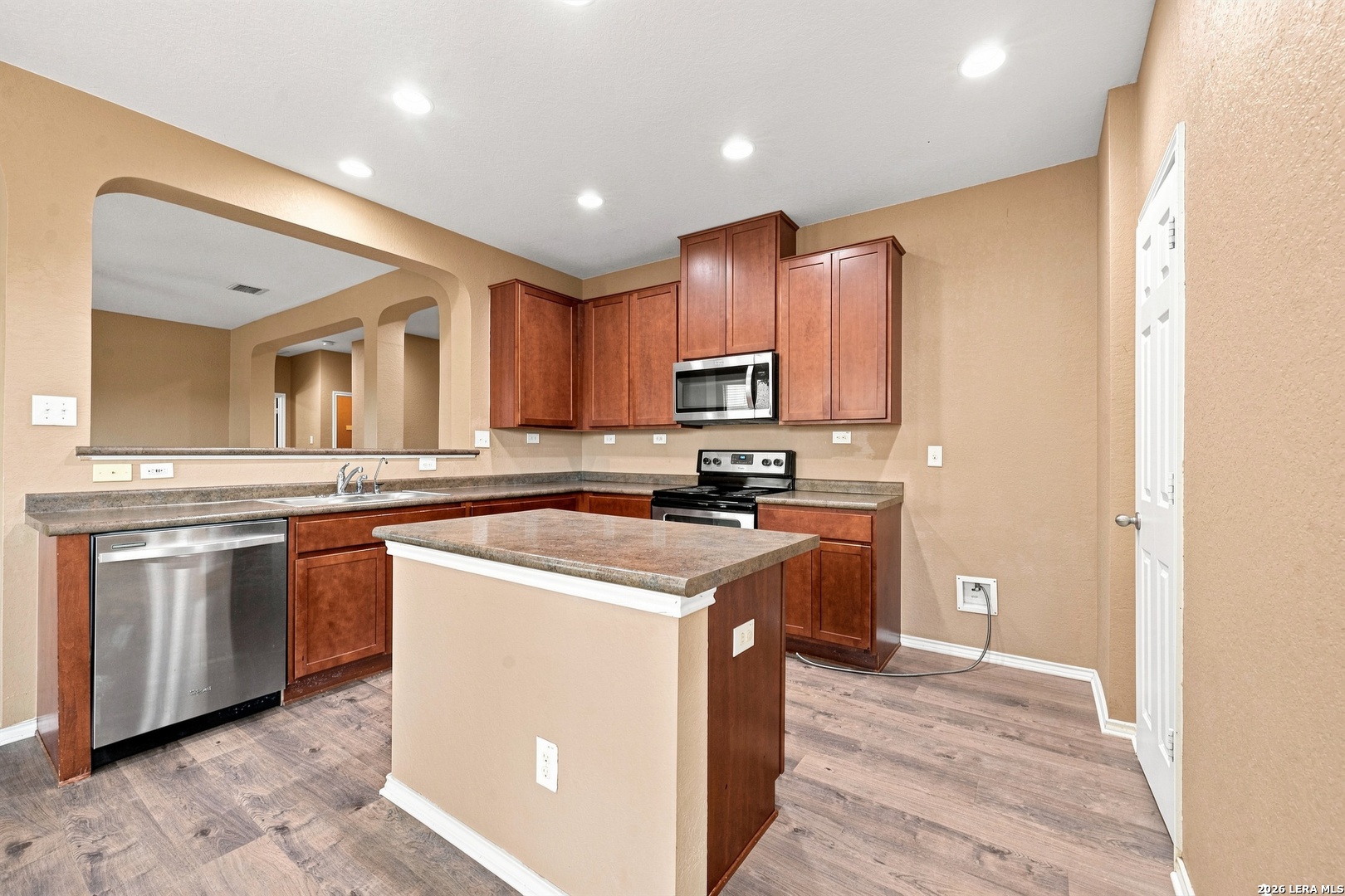 7562 Copper Meadow Converse TX 78109