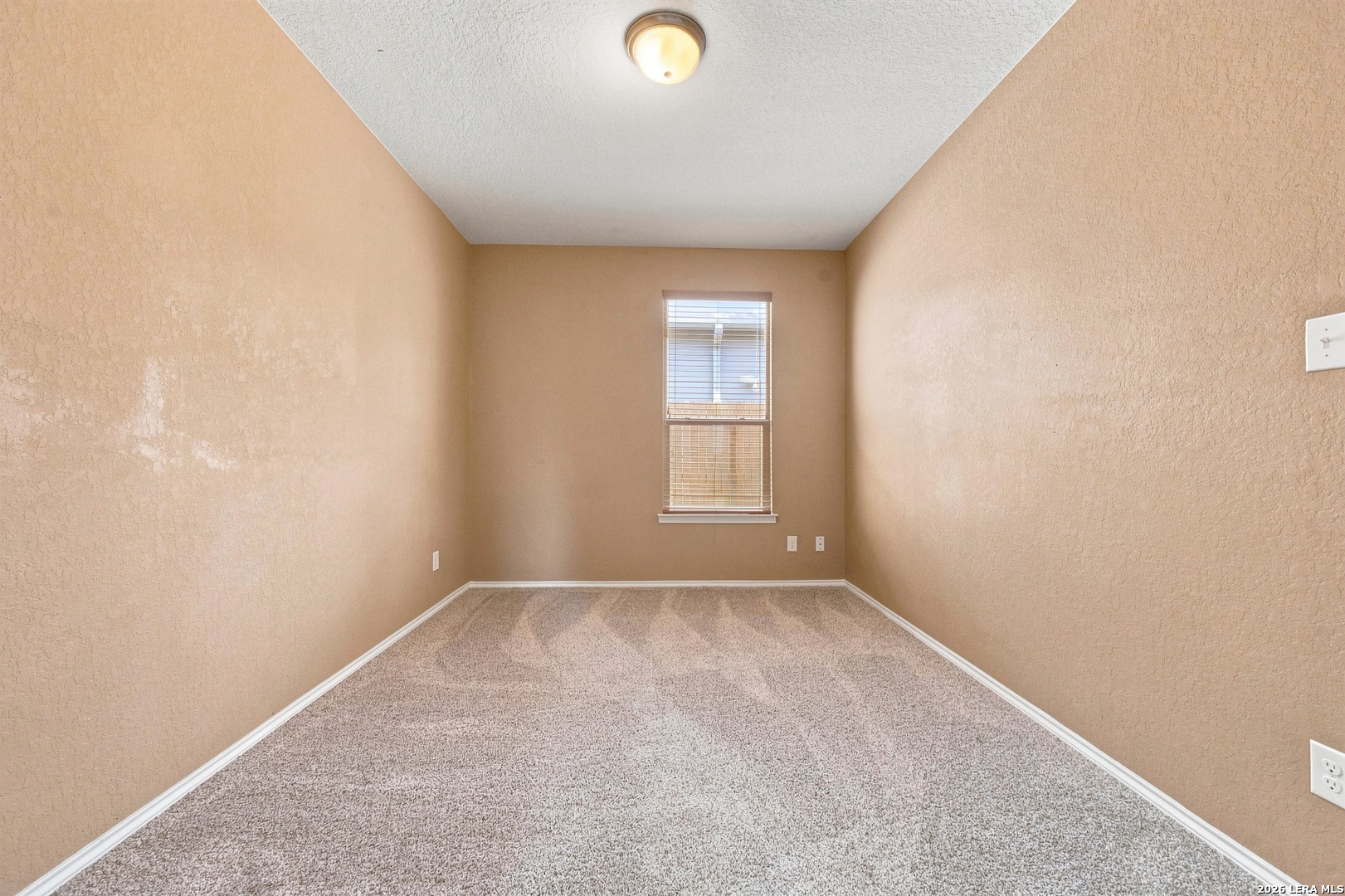 7562 Copper Meadow Converse TX 78109