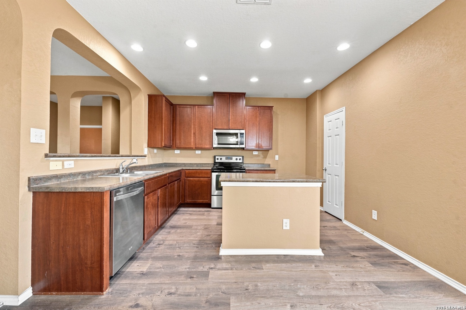 7562 Copper Meadow Converse TX 78109