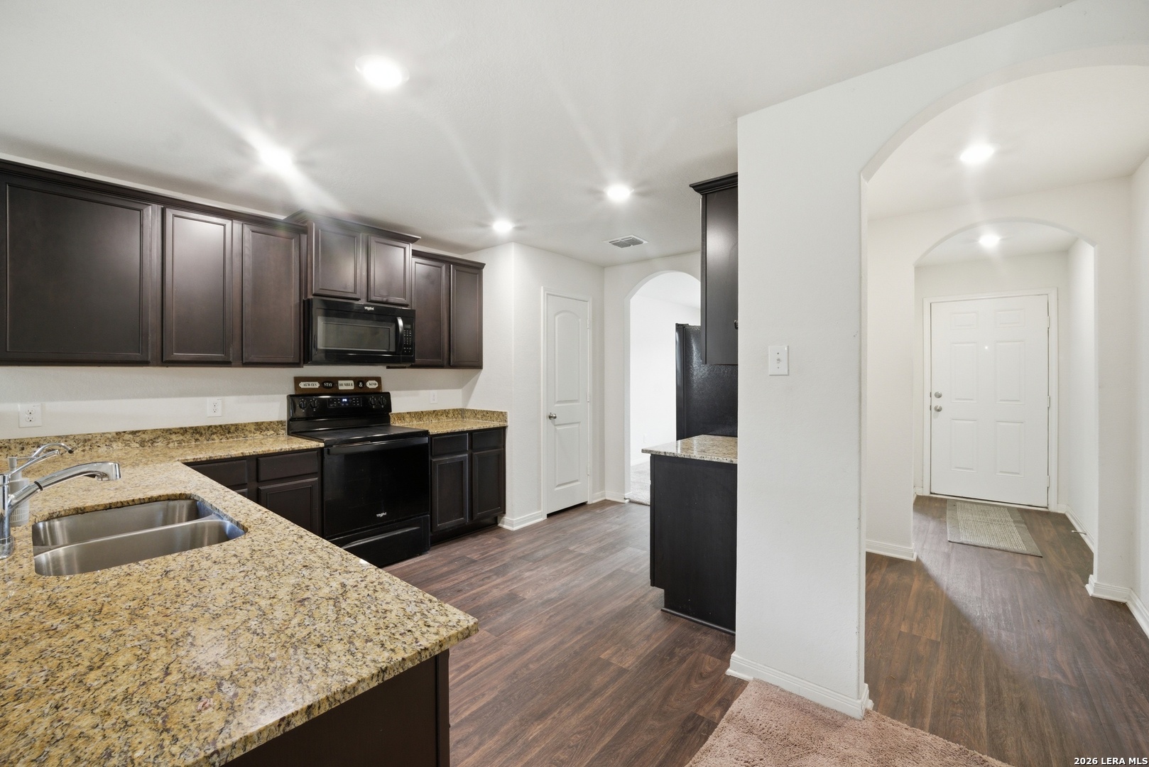3323 Begonia Bend San Antonio TX 78222