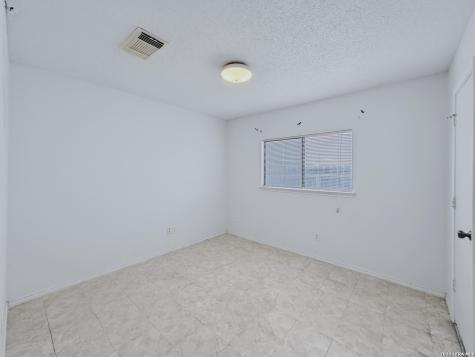 10311 Fork Creek San Antonio TX 78245