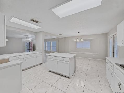 10311 Fork Creek San Antonio TX 78245