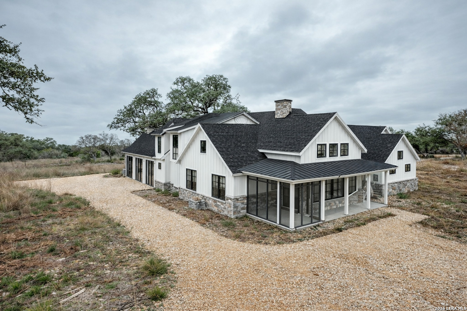 801 Grand Oaks Hondo TX 78861