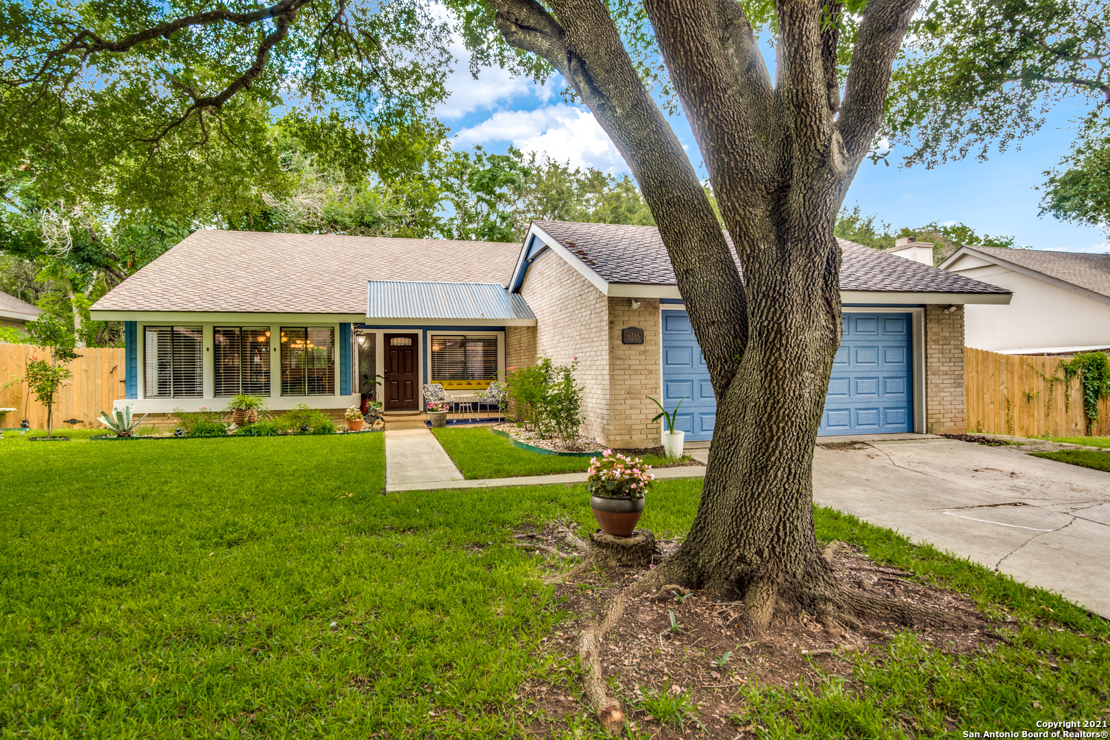 6315 Red Fox Street San Antonio TX 78247
