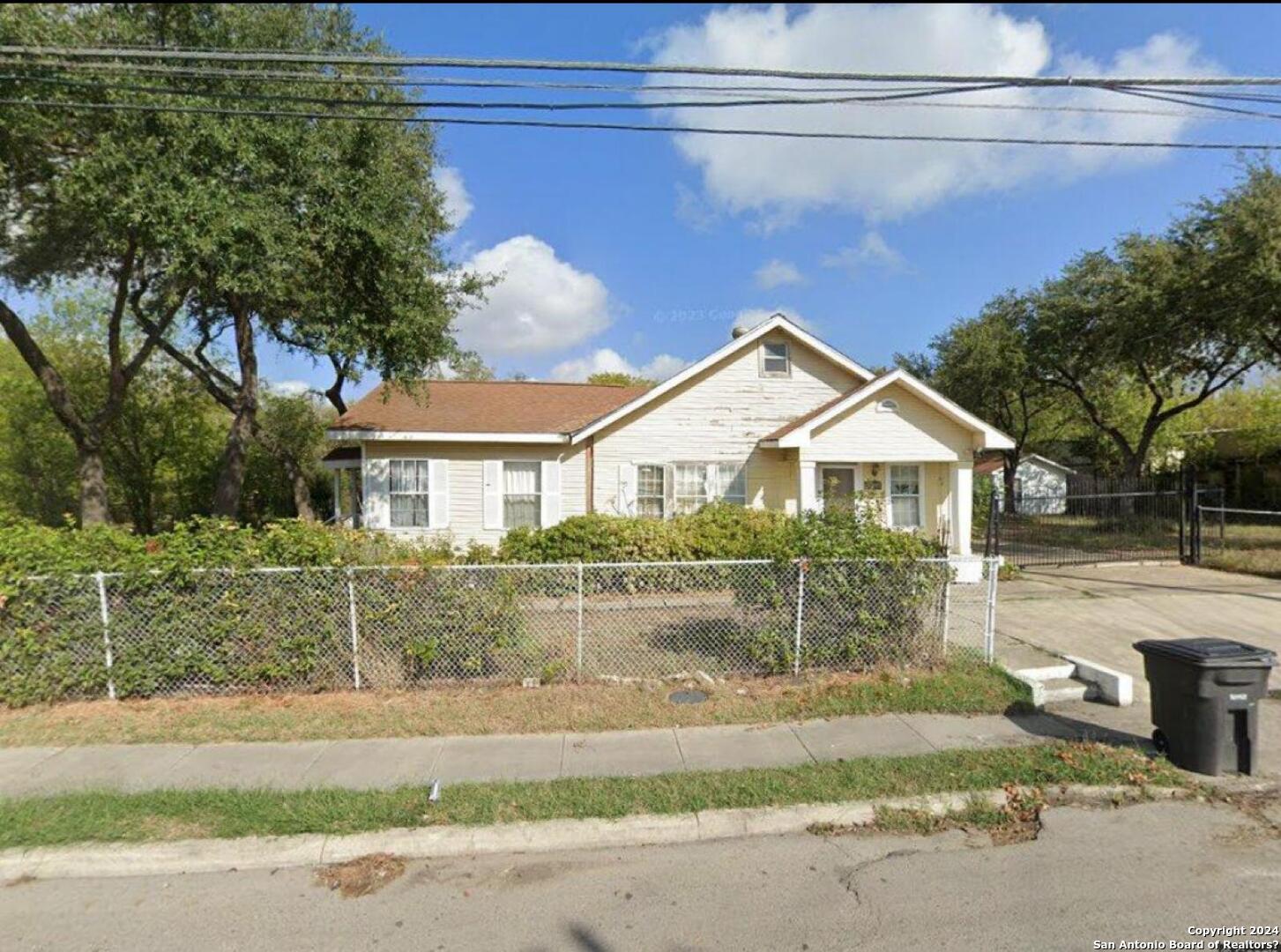 3311 W Commerce Street San Antonio TX 78207