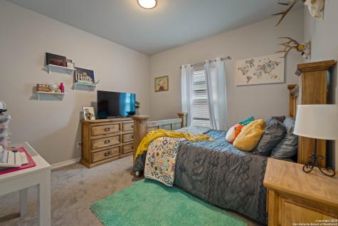 760 Crestview Floresville TX 78114