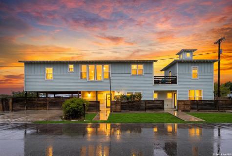 1124 Katy Street New Braunfels TX 78130