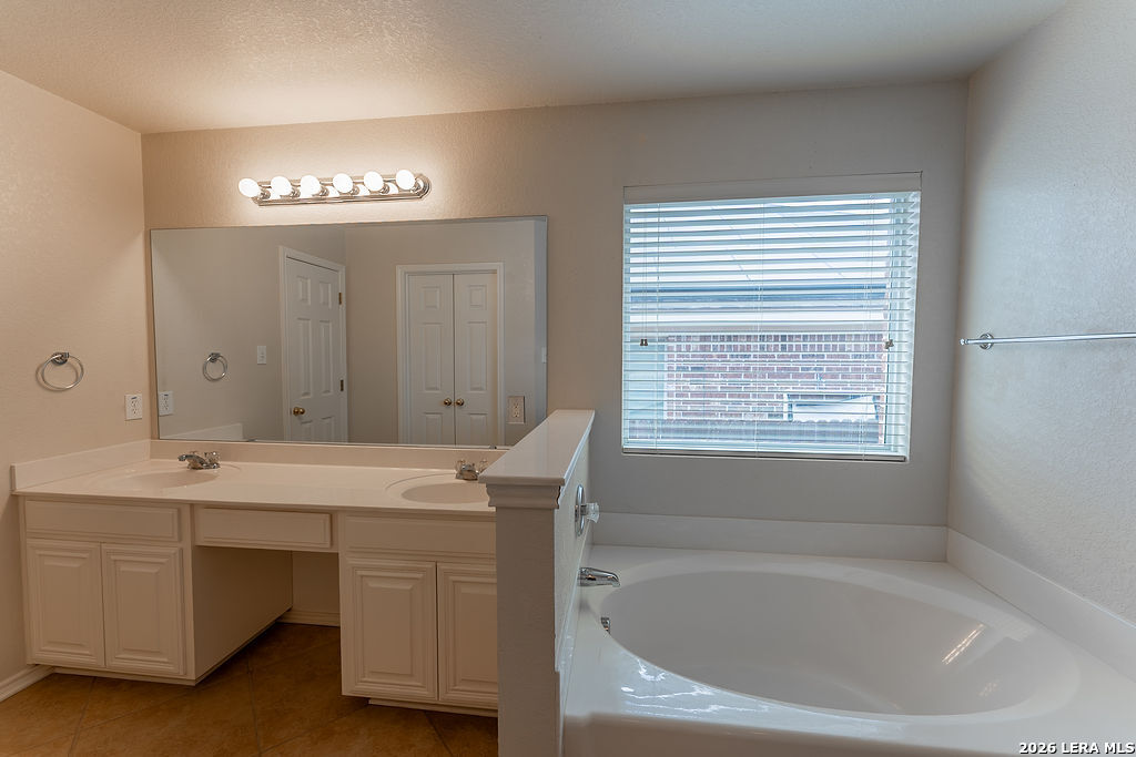 4410 Nugget Peak San Antonio TX 78259