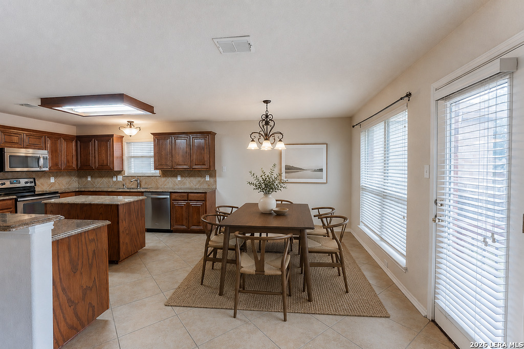 4410 Nugget Peak San Antonio TX 78259