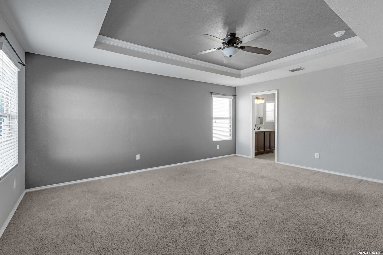 9514 Dark Oak Creek Converse TX 78109