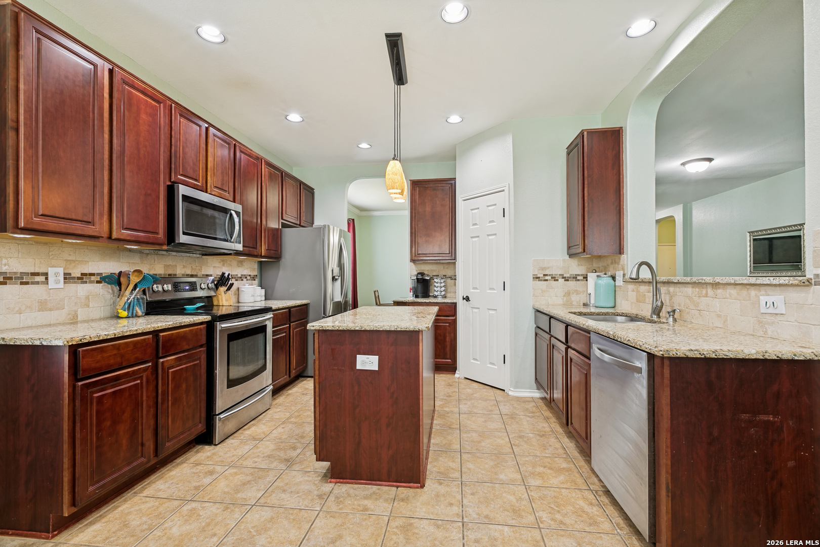 10711 Palomino Bend San Antonio TX 78254