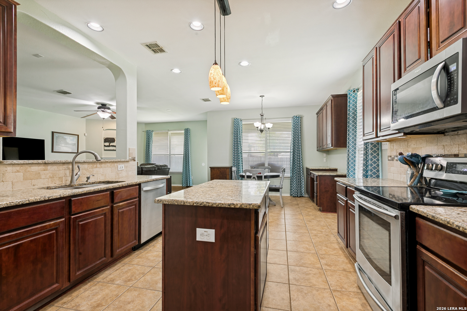 10711 Palomino Bend San Antonio TX 78254