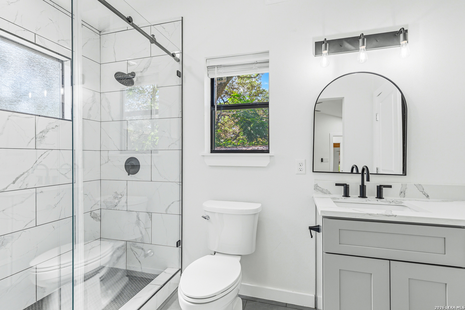 221 W Highland Drive Boerne TX 78006
