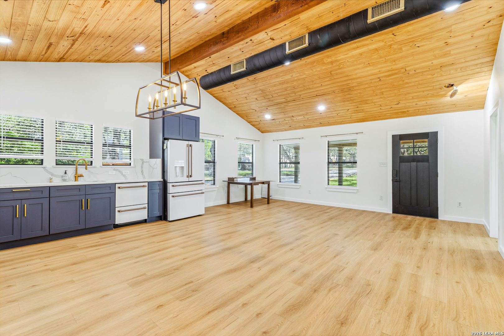 221 W Highland Drive Boerne TX 78006