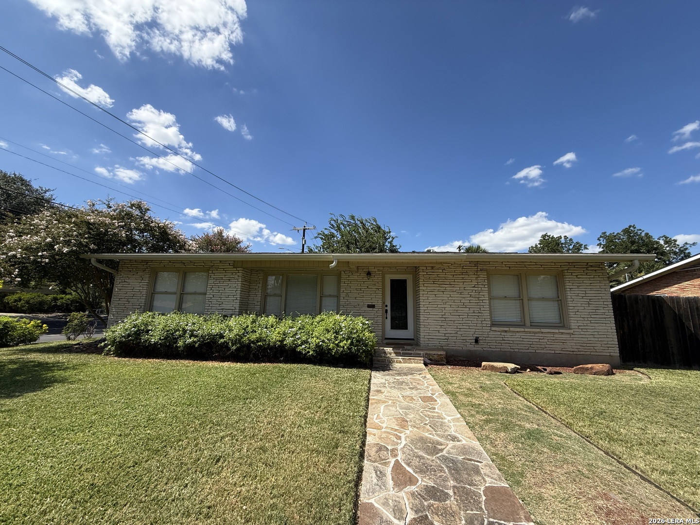 403 E Nottingham Drive San Antonio TX 78209