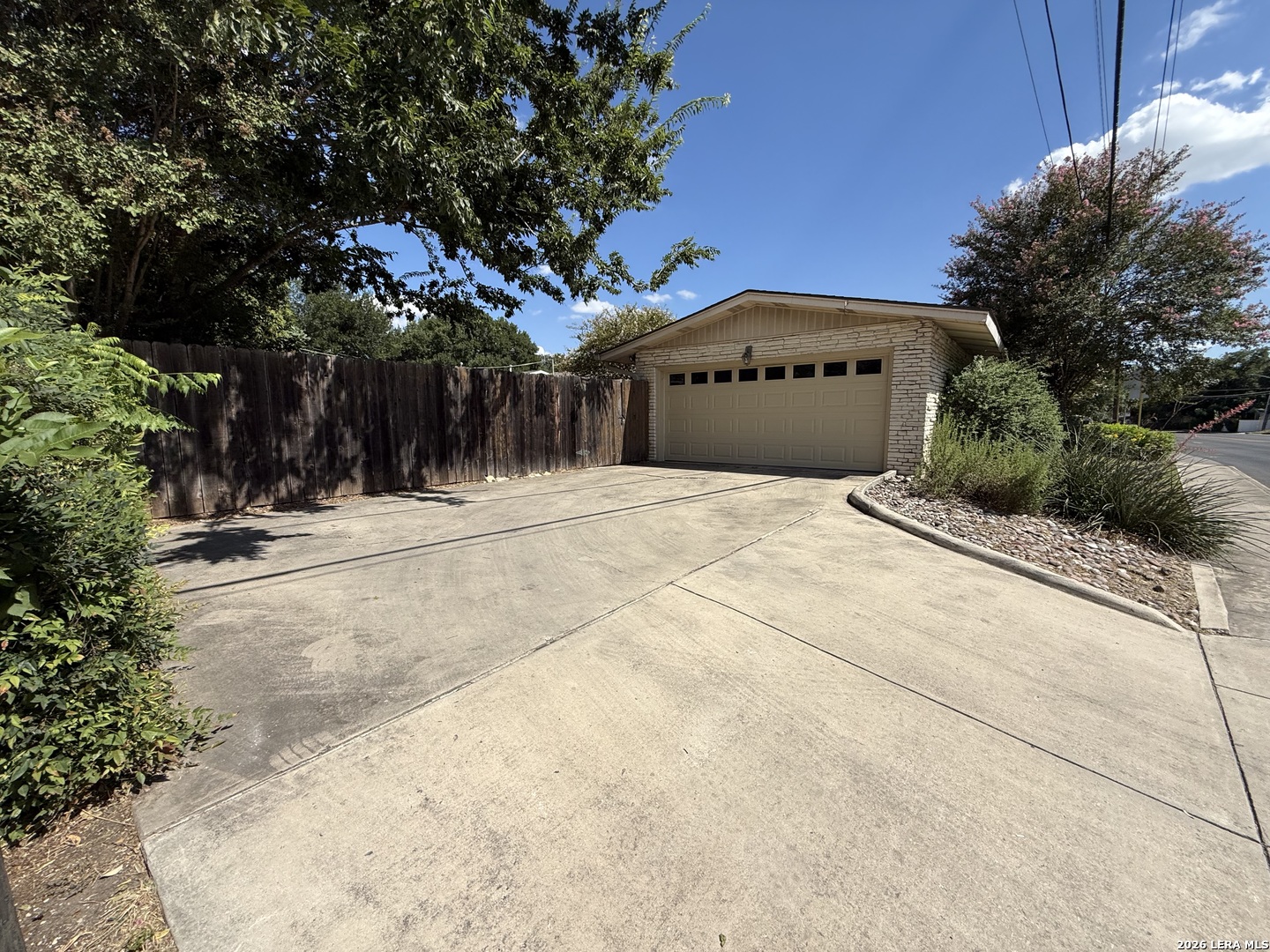 403 E Nottingham Drive San Antonio TX 78209